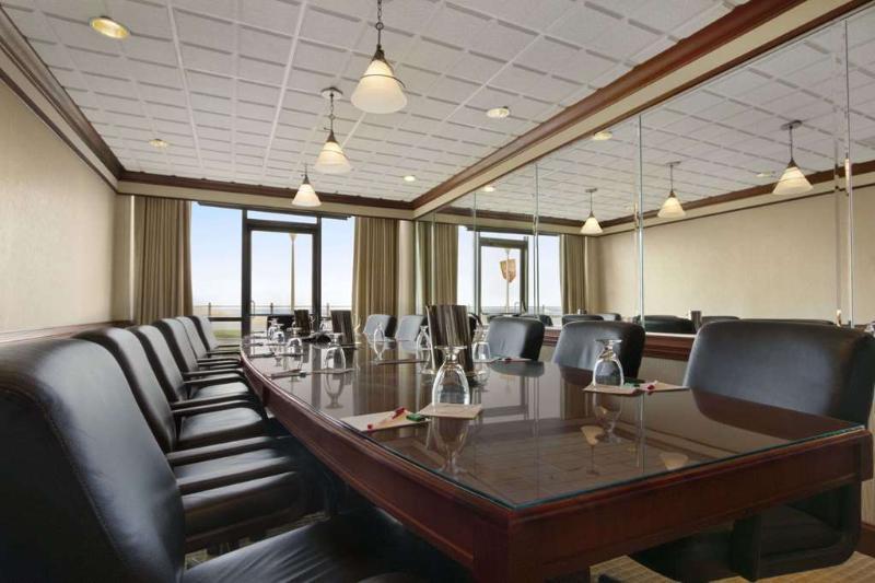Doubletree By Hilton Oceanfront Вірджинія-Біч Екстер'єр фото